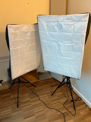 Studiolampen softboxen opplooibaar 135w lampen beschikbaar voor biedingen