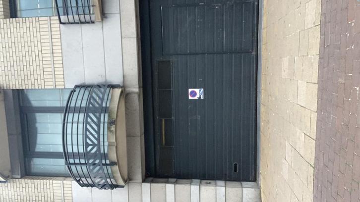 Emplacement de parking, Immo, Appartementen en Studio's te huur, Brussel