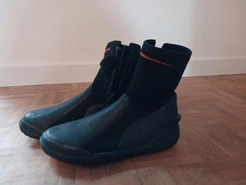 Duikschoenen 5mm maat 39, Watersport en Boten, Duiken, Ophalen, Gebruikt