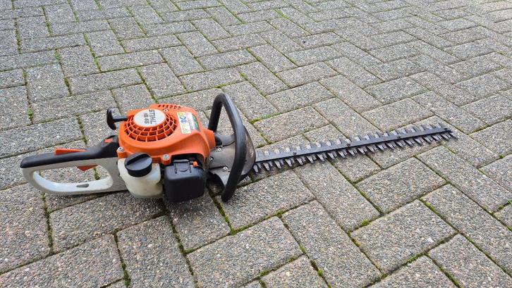 Stihl benzine heggenschaar HS45 - 60cm, Tuin en Terras, Heggenscharen, Gebruikt, Benzine, Ophalen