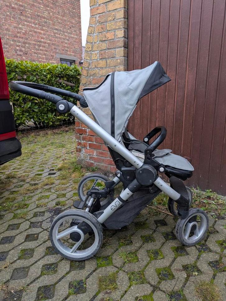 Mutsy evo buggy + toebehoren, Kinderen en Baby's, Kinderwagens en Combinaties, Gebruikt, Combiwagen, Mutsy, Met autostoeltje, Met reiswieg