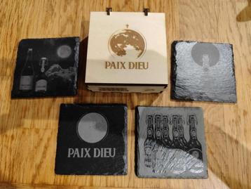 lot de 4 sous-verres Paix Dieu avec Boite. beschikbaar voor biedingen