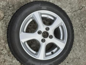 banden met aluminium velgen beschikbaar voor biedingen
