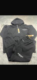 Essentials trainingspak, Kleding | Heren, Heren-kledingpakketten, Ophalen, Nieuw
