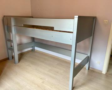 Bopita halfhoogslaper 90x200 cm met rechte trap beschikbaar voor biedingen