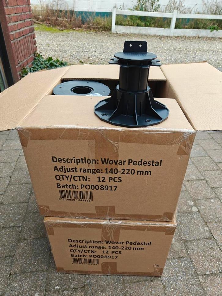 Wovar verstelbare tegeldragers 140–220 mm – nieuwe dozen (12, Tuin en Terras, Terrasdelen en Vlonders, Zo goed als nieuw, Ophalen of Verzenden