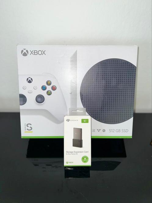 Xbox Series S 512 GB SDD, 1TB extra geheugen, 2 controllers, Games en Spelcomputers, Games | Xbox Series X en S, Zo goed als nieuw