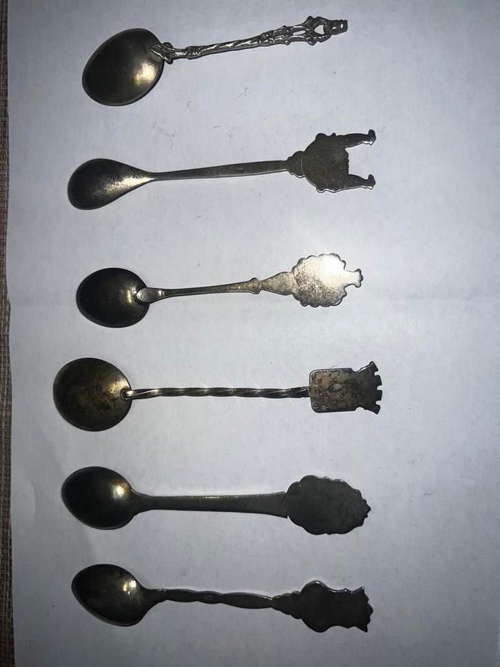 6 zilveren souvenir theelepeltjes, Antiquités & Art, Antiquités | Couverts, Enlèvement