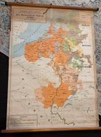Oude schoolkaart op stof, Antiek en Kunst, Ophalen