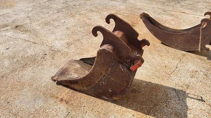 Diversen Graafbak CW30 -stock id G98, Articles professionnels, Machines & Construction | Pièces