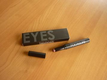 Focallure Eyeshadow pencil oogschaduw stick 03 FA38 Mars beschikbaar voor biedingen