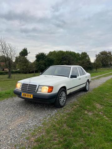 Mercedes w124 230e beschikbaar voor biedingen