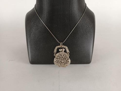 Vintage juweel portefeuille - SOLDEN!, Handtassen en Accessoires, Portemonnees, Zo goed als nieuw, Overige kleuren, Met knipsluiting