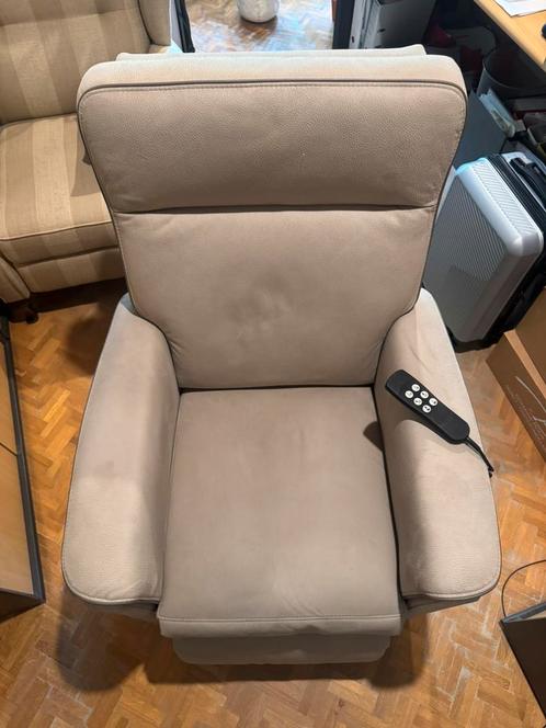 Mecam Isaac Relax 605M stoel met 2 motoren, Huis en Inrichting, Fauteuils, Nieuw, Leer, Ophalen