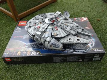 Lego Millenium Falcon (75257) beschikbaar voor biedingen