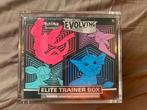 Evolving skies elite trainer box, Hobby en Vrije tijd, Verzamelkaartspellen | Pokémon, Ophalen, Nieuw, Boosterbox, Foil