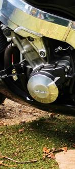 Honda CBR 900 RR Moteur et cadre poli plus papiers