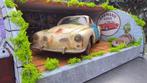 Diorama garage VW Karman Ghia No brand 1/12, Ophalen of Verzenden, Zo goed als nieuw, Auto