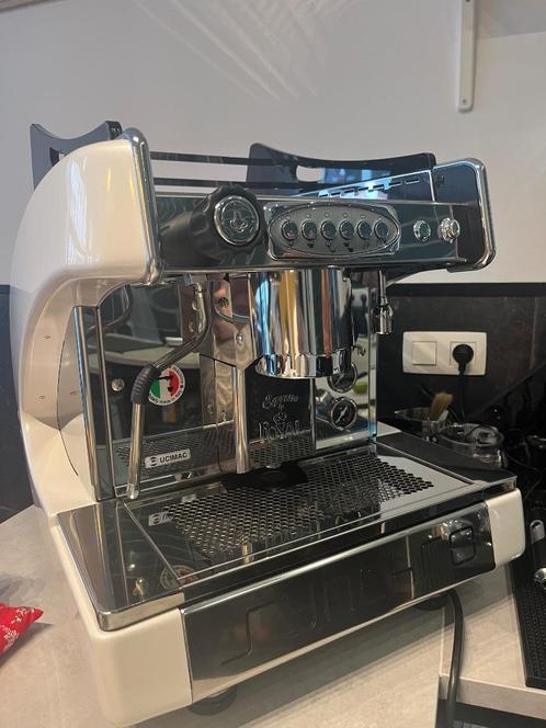Professionele koffiemachine te koop, Electroménager, Cafetières, Neuf, Café moulu, Machine à espresso, 10 tasses ou plus, Réservoir d'eau amovible
