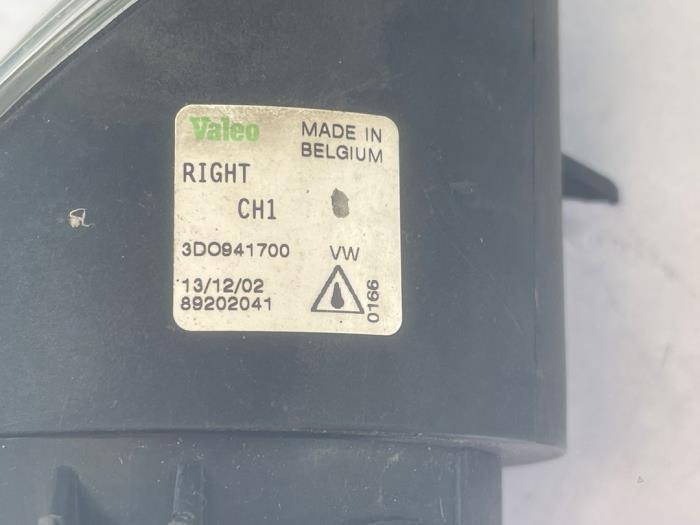 Feu antibrouillard avant droit d'un Volkswagen Phaeton, Autos : Pièces & Accessoires, Éclairage, Volkswagen, Utilisé, 3 mois de garantie