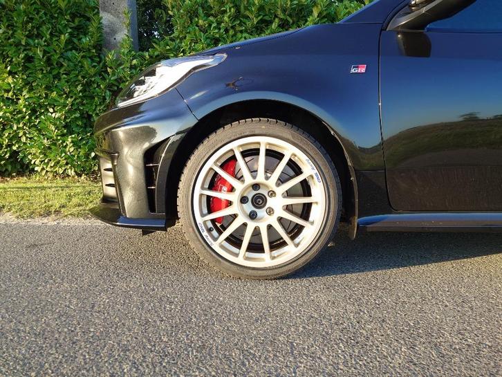 Cinel 18"x8J motorsport wielen voor Toyota GR Yaris, Auto-onderdelen, Banden en Velgen, Velg(en), Zomerbanden, 18 inch, 225 mm