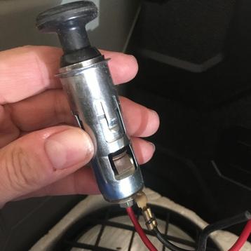 sigarenaansteker voor in oldtimer beschikbaar voor biedingen