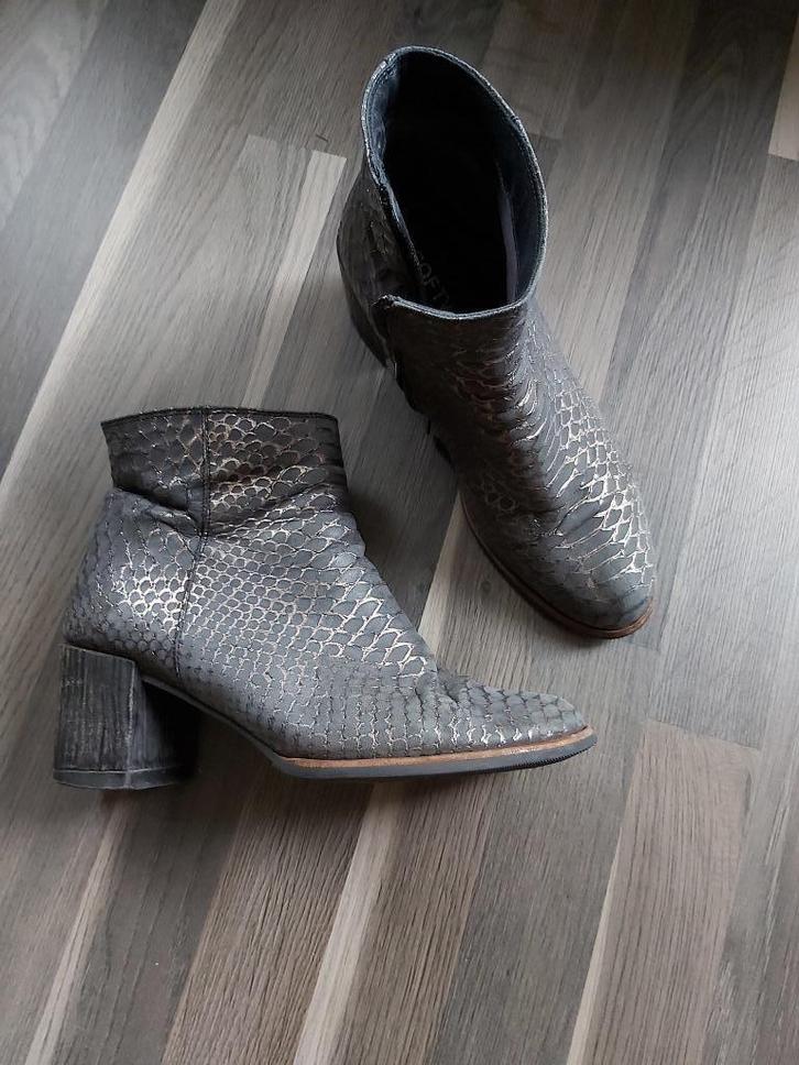 5x laarsjes Softwaves, Hispanitas, Belluci, Hush Puppies, 40, Kleding | Dames, Schoenen, Nieuw, Lage of Enkellaarzen, Roze, Ophalen of Verzenden