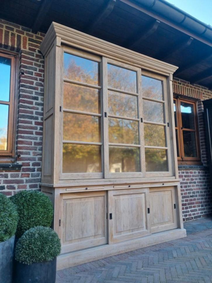 Eiken buffetkast/vitrinekast flamant, Huis en Inrichting, Kasten | Buffetkasten, Zo goed als nieuw, Ophalen of Verzenden