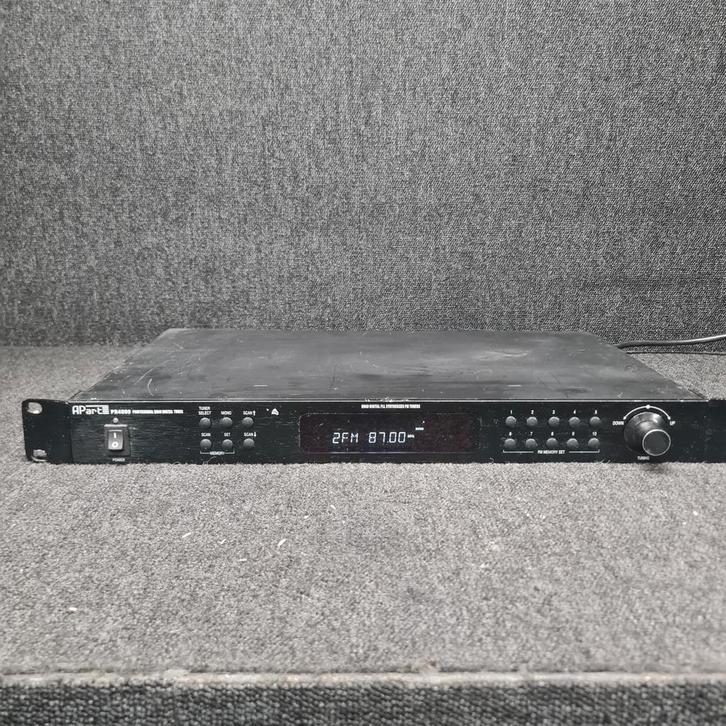 APART PR4000 quad digitale tuner, Audio, Tv en Foto, Luidsprekerboxen, Zo goed als nieuw, Ophalen of Verzenden