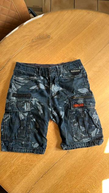 Superdry nieuwe cargo short maat 29  beschikbaar voor biedingen