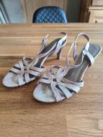 Licht roze sandalen met hak.  Mt 40 Marco Tozzi., Kleding | Dames, Schoenen, Schoenen met lage hakken, Marco Tozzi, Ophalen of Verzenden