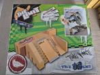 Miniatuur skatepark met 2 fingerboards - 15 euro, Ophalen, Zo goed als nieuw