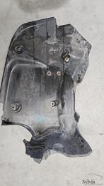 Achterbumper afdekplaat accu rechts onder BMW 5 serie E60 E6, Gebruikt, -, -, Ophalen of Verzenden