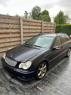 Mercedes benz w203 c220 sport, Auto's, Mercedes-Benz, 100 kW, Achterwielaandrijving, Zwart, Zwart