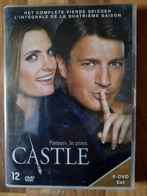 DVD Castle - seizoen 1 en 4, CD & DVD, DVD | TV & Séries télévisées, Enlèvement ou Envoi