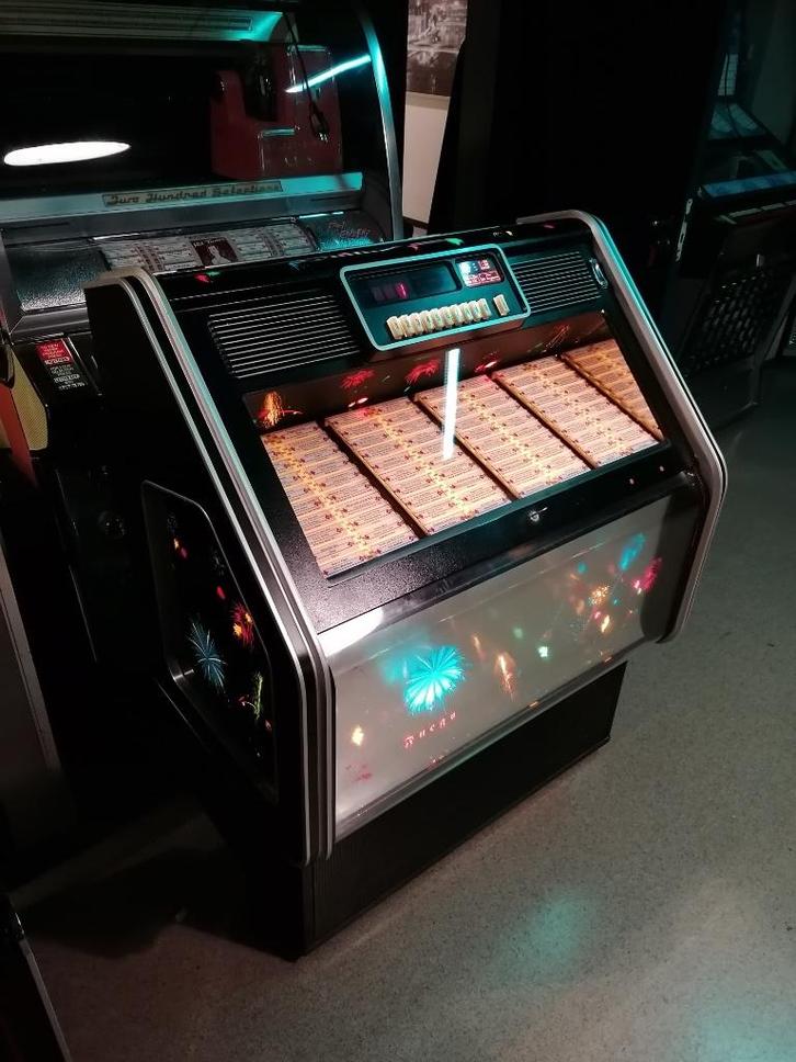 Te koop zeer mooie Wurlitzer Fuego jukebox, Verzamelen, Automaten | Jukeboxen, Zo goed als nieuw, Wurlitzer, 1970 tot heden, Met singles