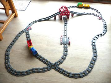DUPLO goederentrein (2 stuks) + lange brug beschikbaar voor biedingen