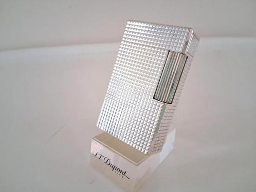 Dupont Aansteker L1 Diamant Model Zilver Kleur ., Verzamelen, Rookartikelen, Aanstekers en Luciferdoosjes, Gebruikt, Aansteker