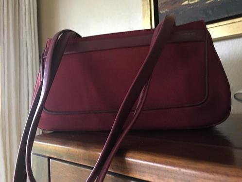 Sac à main rouge foncé "Hedgren", Bijoux, Sacs & Beauté, Sacs | Sacs Femme, Sac à main, Enlèvement ou Envoi