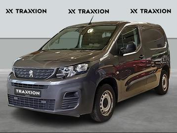 Peugeot Partner Pro Std Light 1.2i 110pk Airco | 3 ZIT |Trek beschikbaar voor biedingen