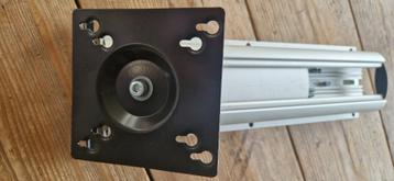 Camper / van / caravan TV beugel beschikbaar voor biedingen