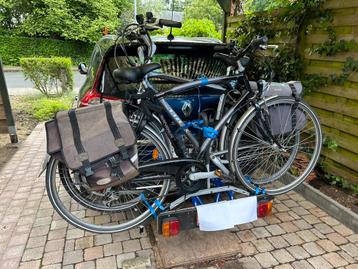Porte-vélos robuste sur attelage pour 2 vélos
