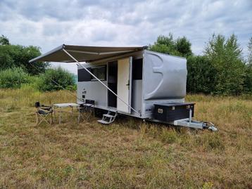 OFF GRID ‘aanhangwagen-to-camper’ caravan/camper/mobilhome disponible aux enchères