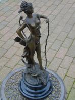 statue bronze signé , diana tueuse de sanglier . h 49 cm, Bronze, Enlèvement ou Envoi