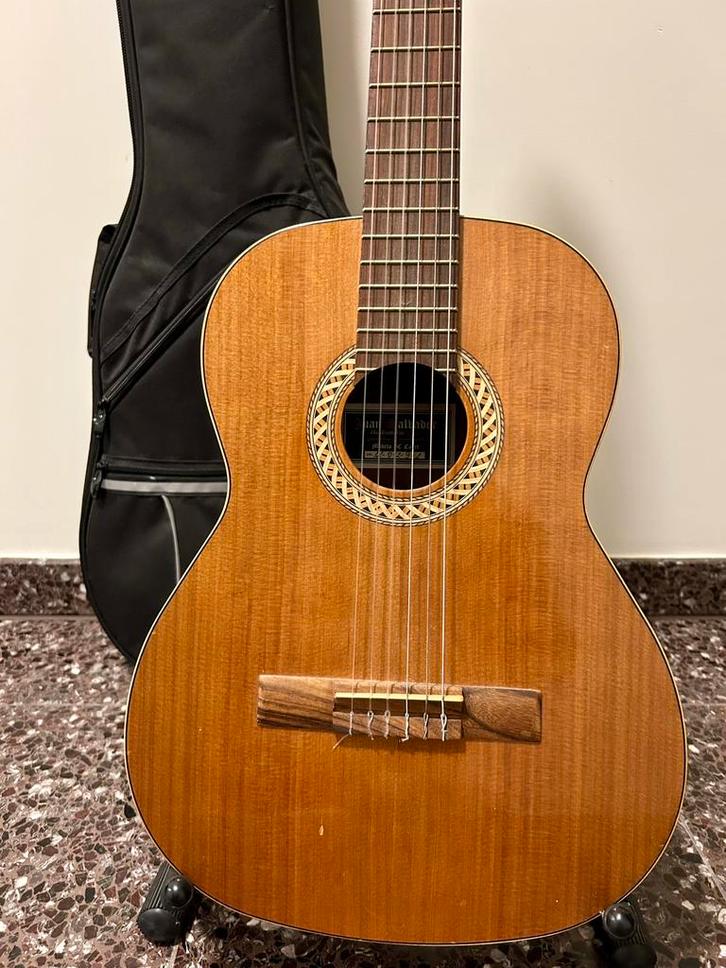 Juan Salvador 6C Cadet klassieke gitaar+ draagtas en statief, Muziek en Instrumenten, Snaarinstrumenten | Gitaren | Akoestisch