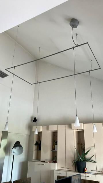 Hanglampen 2 stuks telkens 4 lampen  beschikbaar voor biedingen