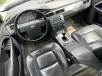 Volvo XC70 2.4D D5 AWD Inscription Manueel Euro4 185 PK, Zwart, Parkeersensor, XC70, Leder