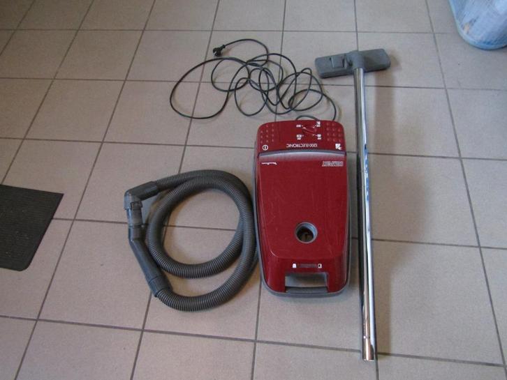 STOFZUIGER  MOULINEX 1200 W, Elektronische apparatuur, Stofzuigers, Gebruikt, Stofzuiger, 1200 tot 1600 watt, Stofzak, Ophalen