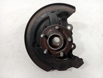 WIELNAAF RECHTS VOOR Ford Focus 3 (01-2010/01-2020) beschikbaar voor biedingen