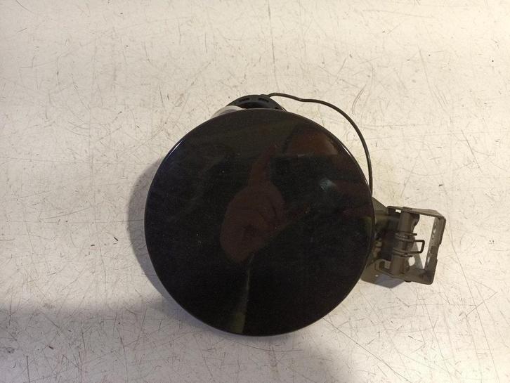 Tank klep Opel Karl, Auto-onderdelen, Carrosserie, Deur, Opel, Gebruikt, Herkomst onderdeel bekend, 12 maanden garantie, Ophalen of Verzenden